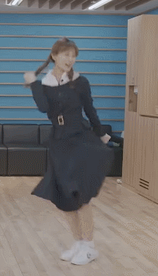 Tzuyu Choreography of Dance the Night Away