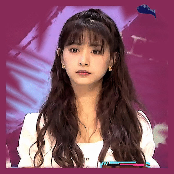 bang-tzuyu-nhk shibuya note-2020-07-05.gif