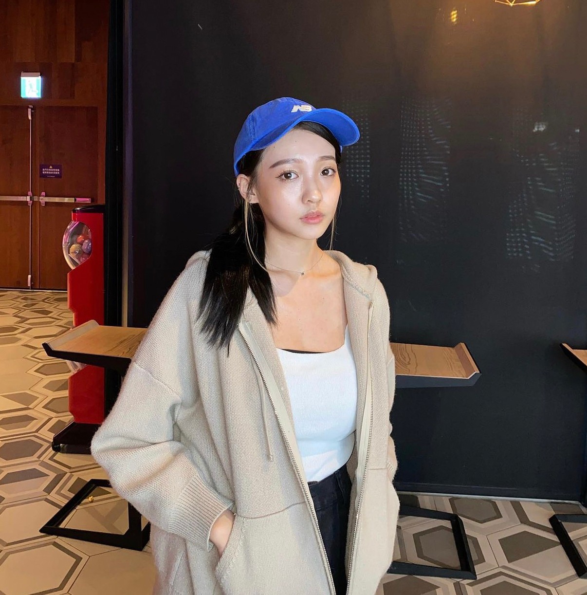 Bonny ribbiek_k  UPpkLtH.jpg