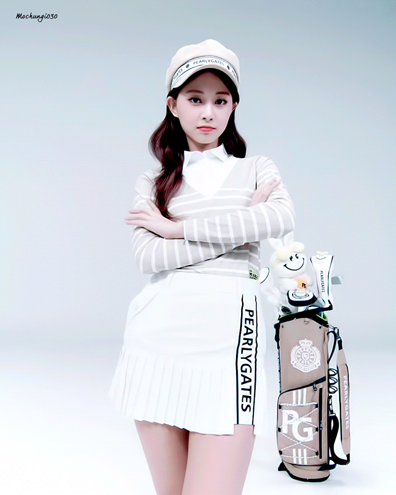 (PearlyGate) Angry-Girl-but-Cute-with-Mini-Golf-Skirt.gif