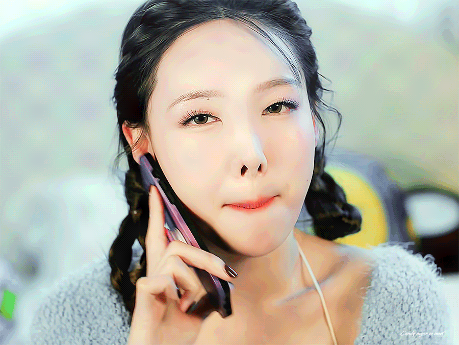 (GIF) Nayeon (Moonlight-Sunrise).gif